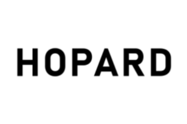 Logo der Marke Hoopard die für nachhaltige Aktivkohlefilter aus Holz steht die biologisch abbaubar sind und presiwert & günstig sind.